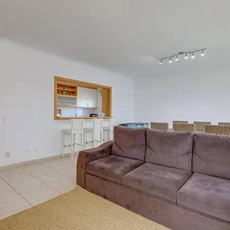 100 M 2 Bedrooms Algarve Sweet Apartment