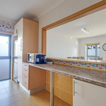 100 M 2 Bedrooms Algarve Sweet * Armação de Pêra